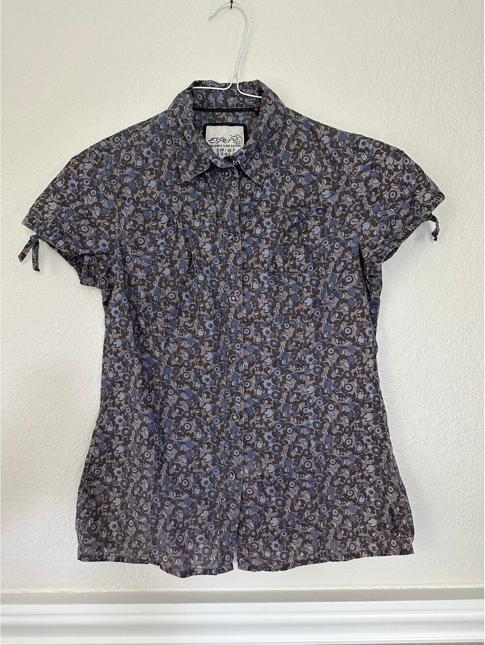 Esprit Womens Button Up Shirt US 8 Floral Tulip Print Short Sleeve Blue Brown